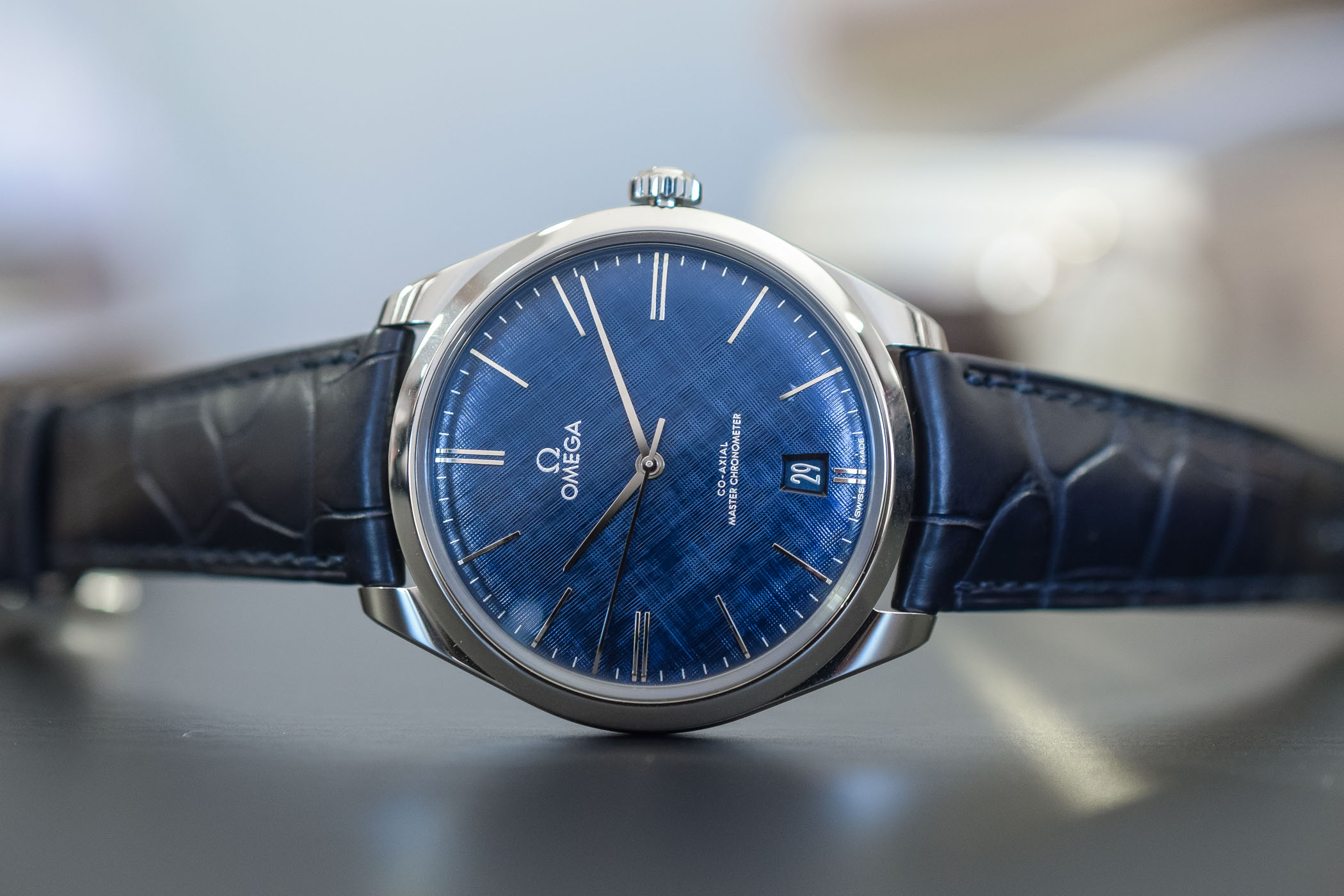 Dresswatch là gì và cách phối với trang phục