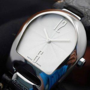 COACH SWISS MADE HORSESHOE - Thành Tâm Watch