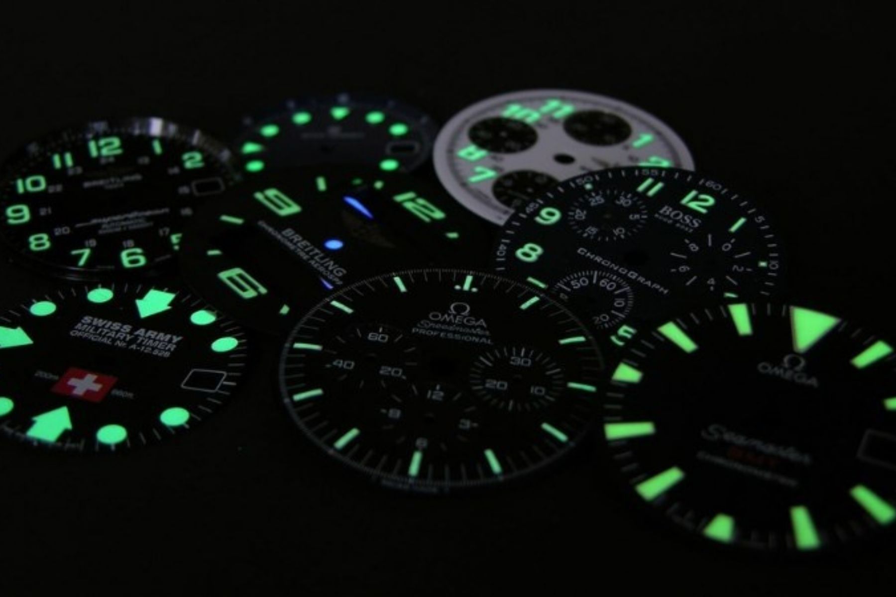 SUPER-LUMINOVA LÀ GÌ - Thành Tâm Watch